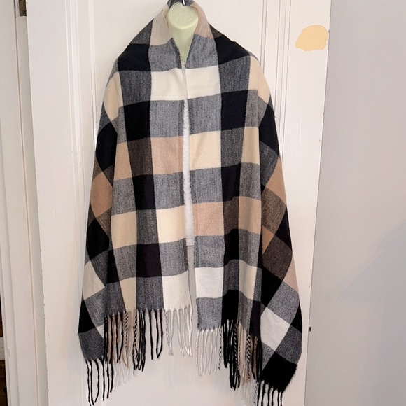 Sonoma Black, Tan, Cream & Gray Checked Polyester Shawl with Fringe - Picture 1 of 7
